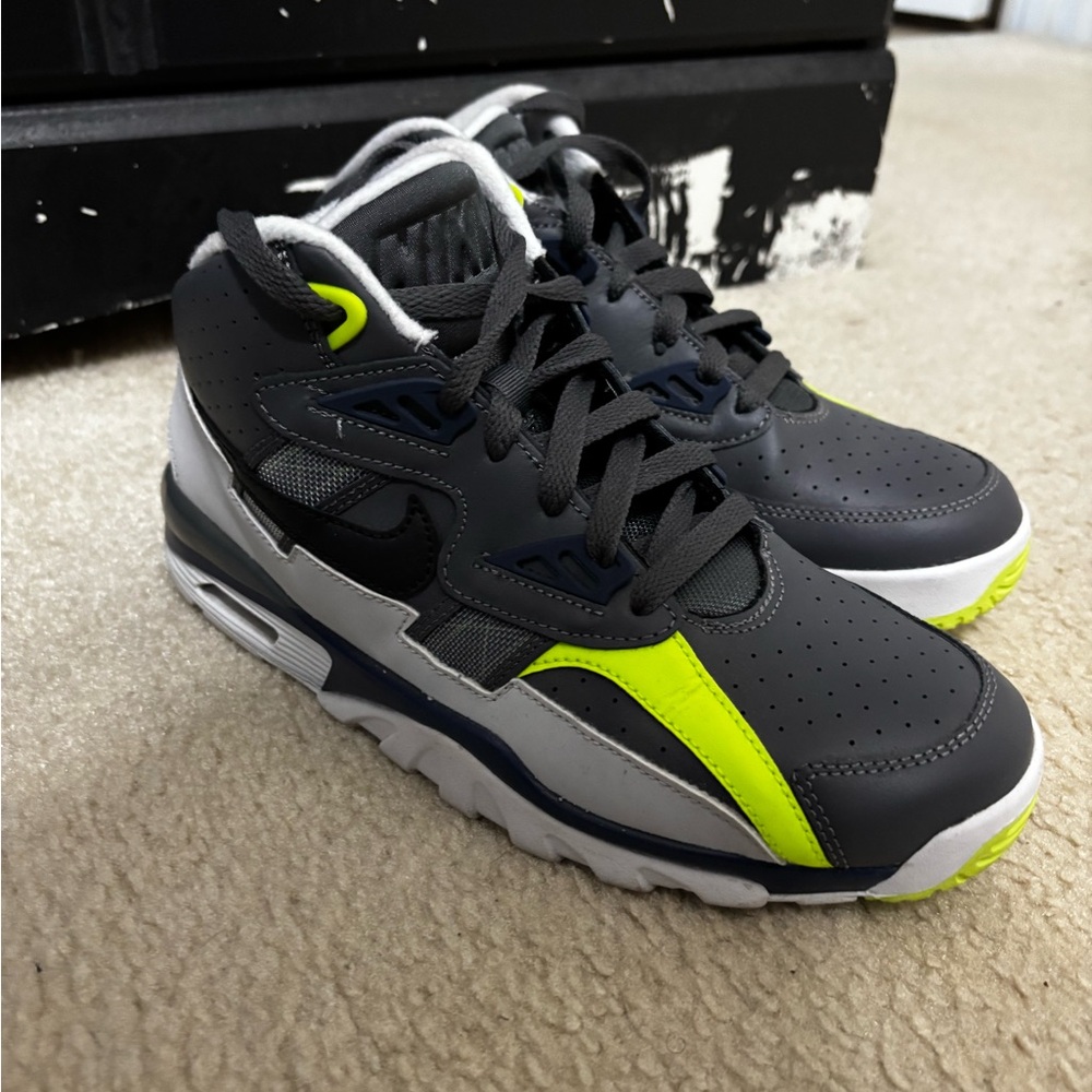 Nike Gray and Green Sneakers with Sporty Design